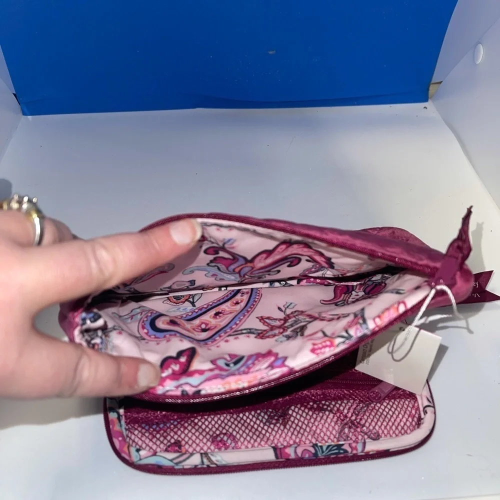 Vera Bradley Special Release-Breast Cancer Makeup